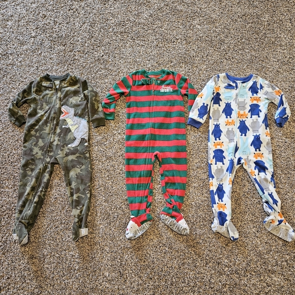 Kids Carter's One Piece Pajama Set  Camouflage, Christmas, Blue/Orange Robots 3T - Picture 1 of 7